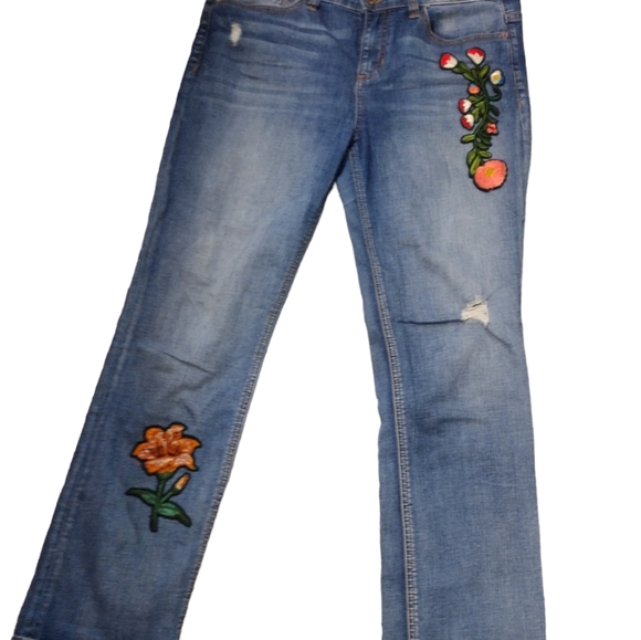 Velvet Oak Women's/Jr‎ Floral Embroidered Jeans 11 - Picture 7 of 9